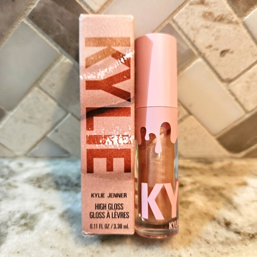 Kylie Jenner High Gloss In You Are The Sun